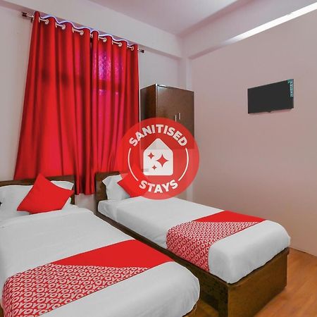 Oyo 17168 Hz Lodge Haidarábád Kültér fotó